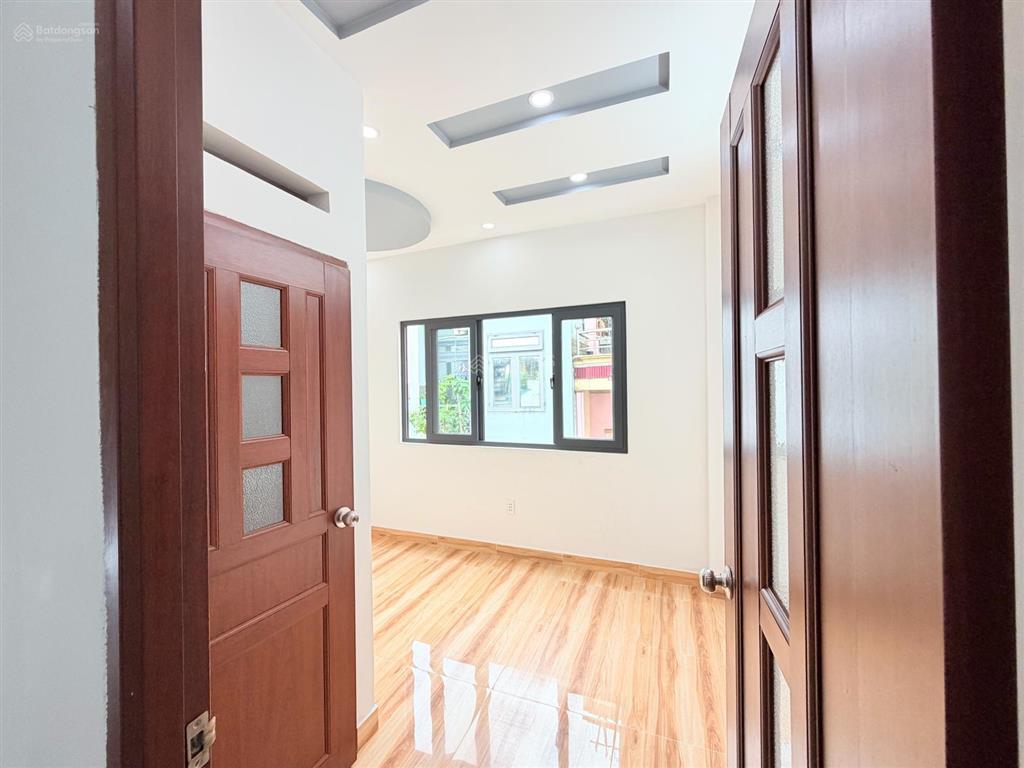 Bán nhà mới 16/37a nguyễn nhữ lãm phú thọ hòa. vị trí đẹp trung tâm.  0909 966 ***
