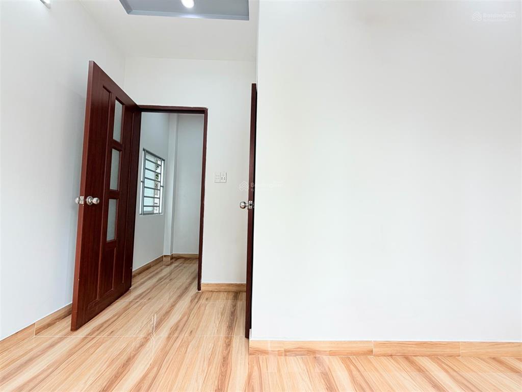 Bán nhà mới 16/37a nguyễn nhữ lãm phú thọ hòa. vị trí đẹp trung tâm.  0909 966 ***