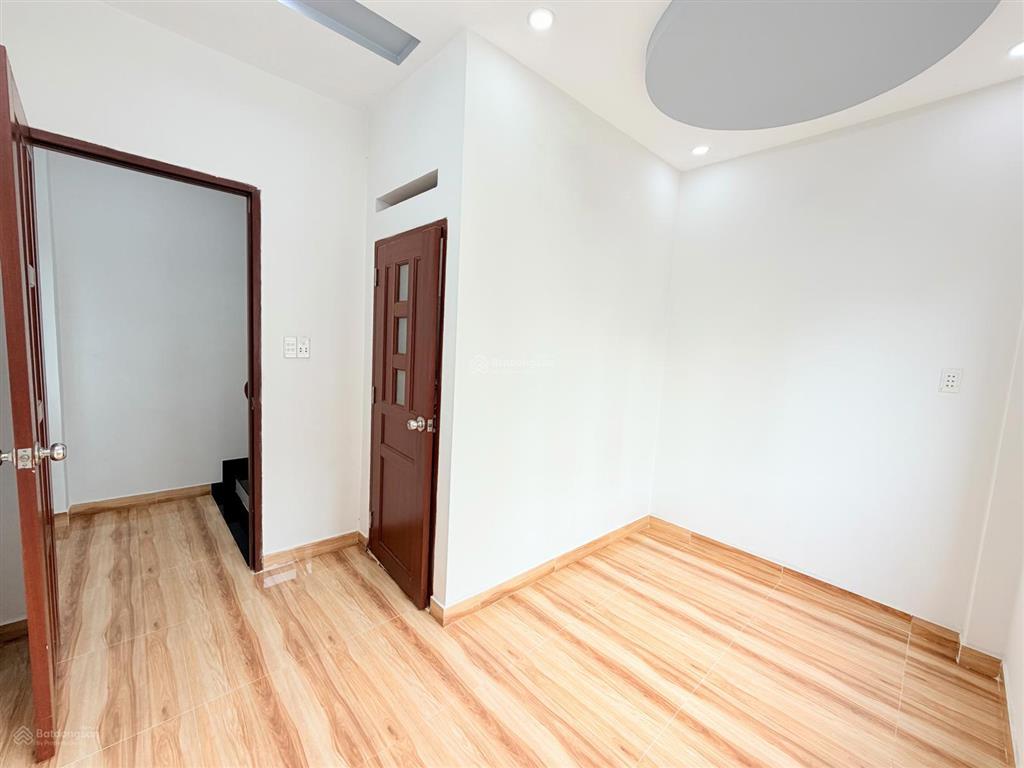 Bán nhà mới 16/37a nguyễn nhữ lãm phú thọ hòa. vị trí đẹp trung tâm.  0909 966 ***