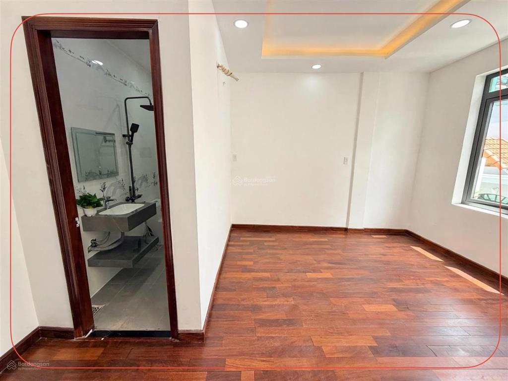 Bán nhà mới siêu đẹp  nguyễn thế truyện  tân sơn nhì  quận tân phú ì. giá chỉ 6,5 tỷ