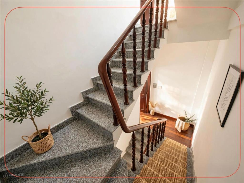 Bán nhà mới siêu đẹp  nguyễn thế truyện  tân sơn nhì  quận tân phú ì. giá chỉ 6,5 tỷ