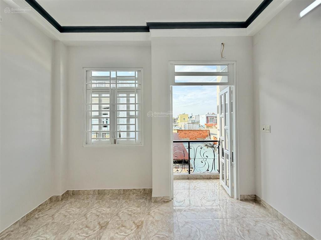 Chính chủ bán nhà mới ở ngay 14a lê thúc hoạch tân phú. 44x5 tầng.  0909 966 ***