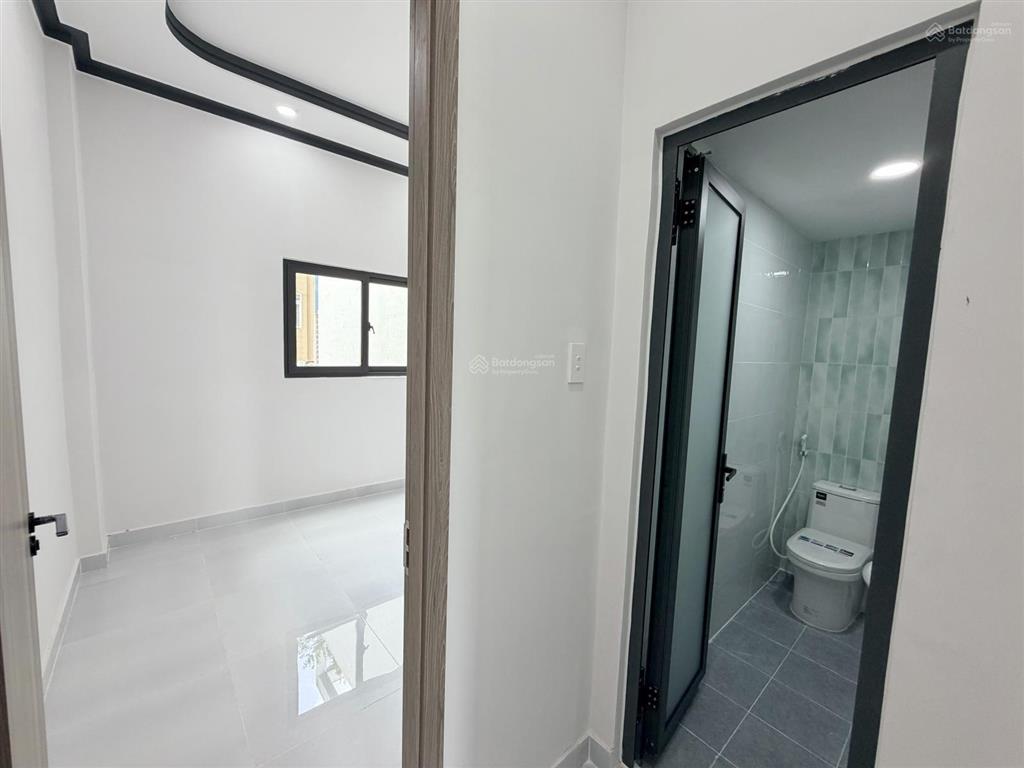 Bán nhà mới hiện đại thông thoáng 3 tầng bờ bao tân thắng tân phú (tân sơn nhì)