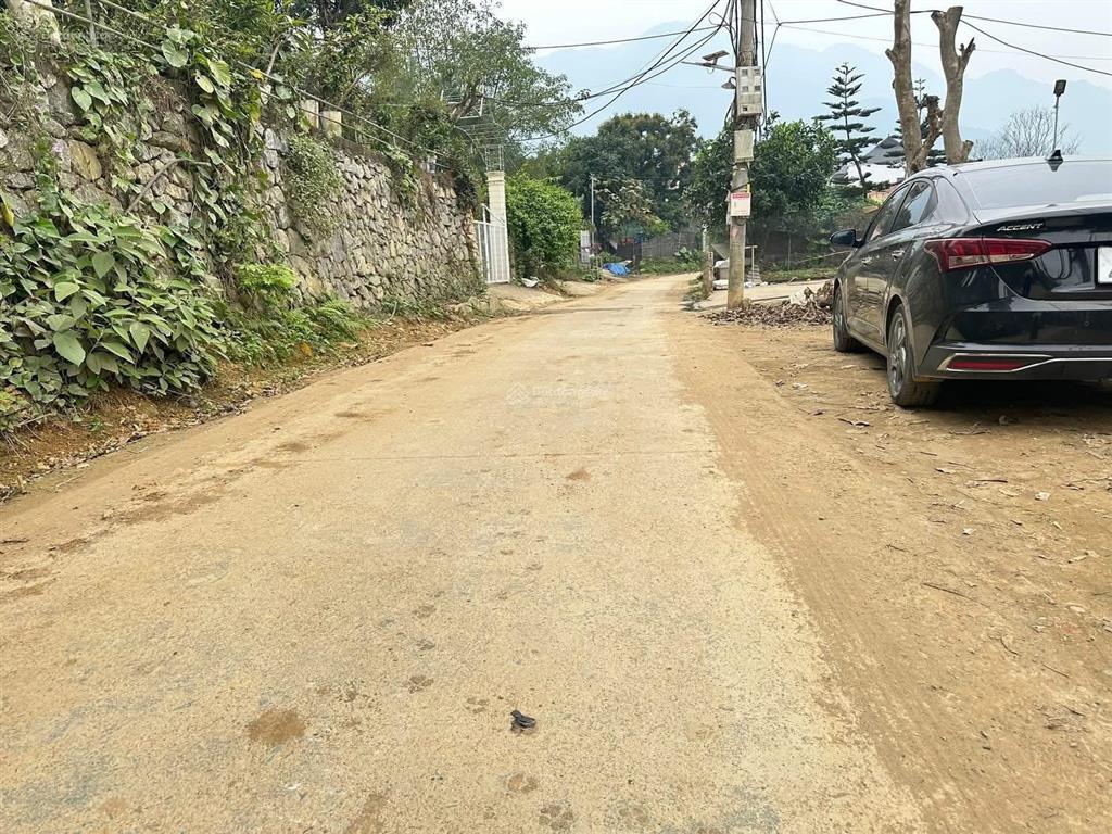 Hàng hiếm đất yên xuân thạch thất view cánh đồng thoáng đẹp các biệt thự xung quanh  0384 099 ***