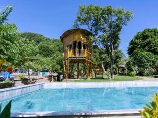 Chính chủ cần sang nhượng khu vilas nghỉ dưỡng xanh bám suối tại lương sơn giá hơn 10tỷ tổng 3000m