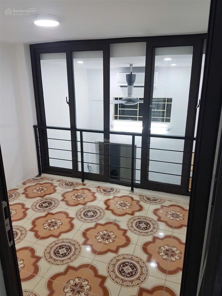 Cho thuê nhà riêng ngõ mai hương, bạch mai, hai bà trưng 20m2x 2 tầng, 2pn, nhà mới 8tr