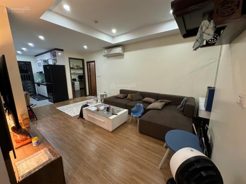 Cho thuê căn hộ chung cư osaka 48 ngọc hồi, hoàng mai 76m2 2pn full đồ đẹp 11tr