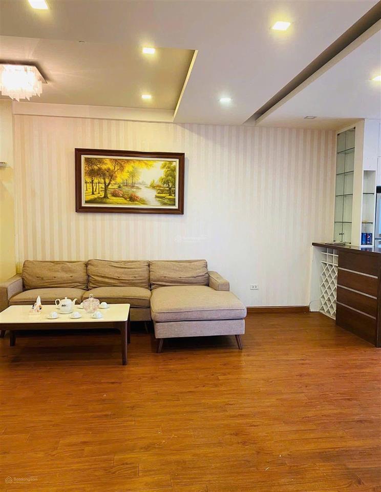 Cho thuê căn hộ chung cư k35 tân mai 95m2 3pn gần full đồ 14tr