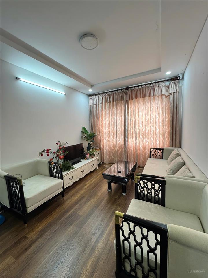 Căn hộ cc cho thuê tại 87 lĩnh nam, 12tr/vnd, 80m2, bao đẹp giá tốt