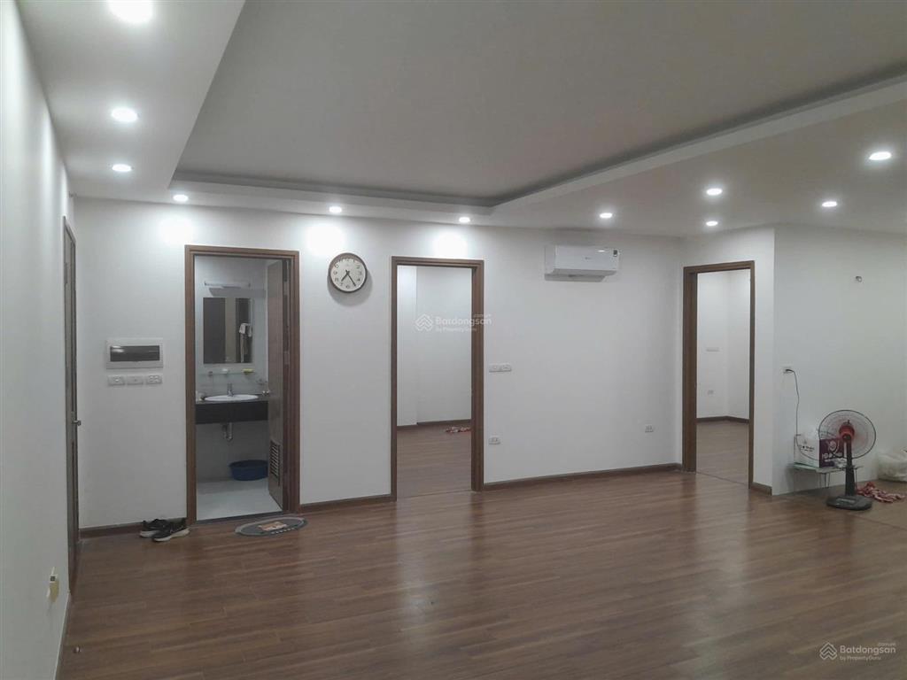 Cho thuê căn hộ chung cư x2 đại kim, trần hòa, định công 100m2 3pn cơ bản 13.5tr