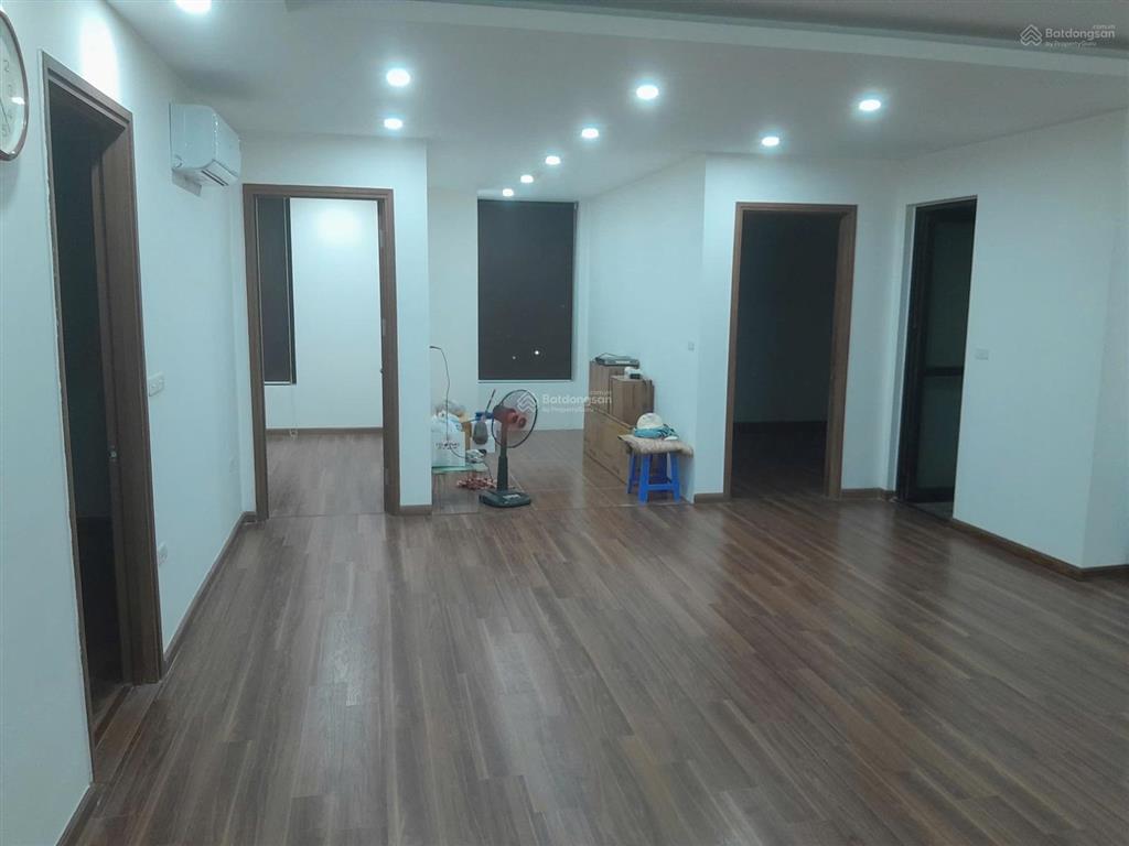 Cho thuê căn hộ chung cư x2 đại kim, trần hòa, định công 100m2 3pn cơ bản 13.5tr