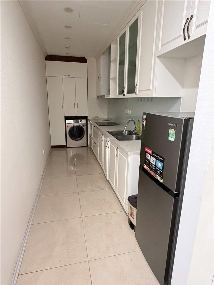 Cho thuê căn hộ chung cư 2pn, 2wc, 85m2 tại sunshine palace, 13 lĩnh nam 12,5tr