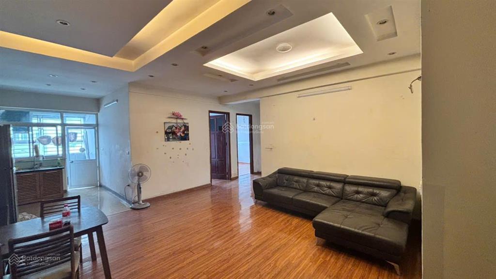 Cho thuê căn hộ chung cư 310 minh khai 110m2 3pn 2wc có đồ 12,5tr