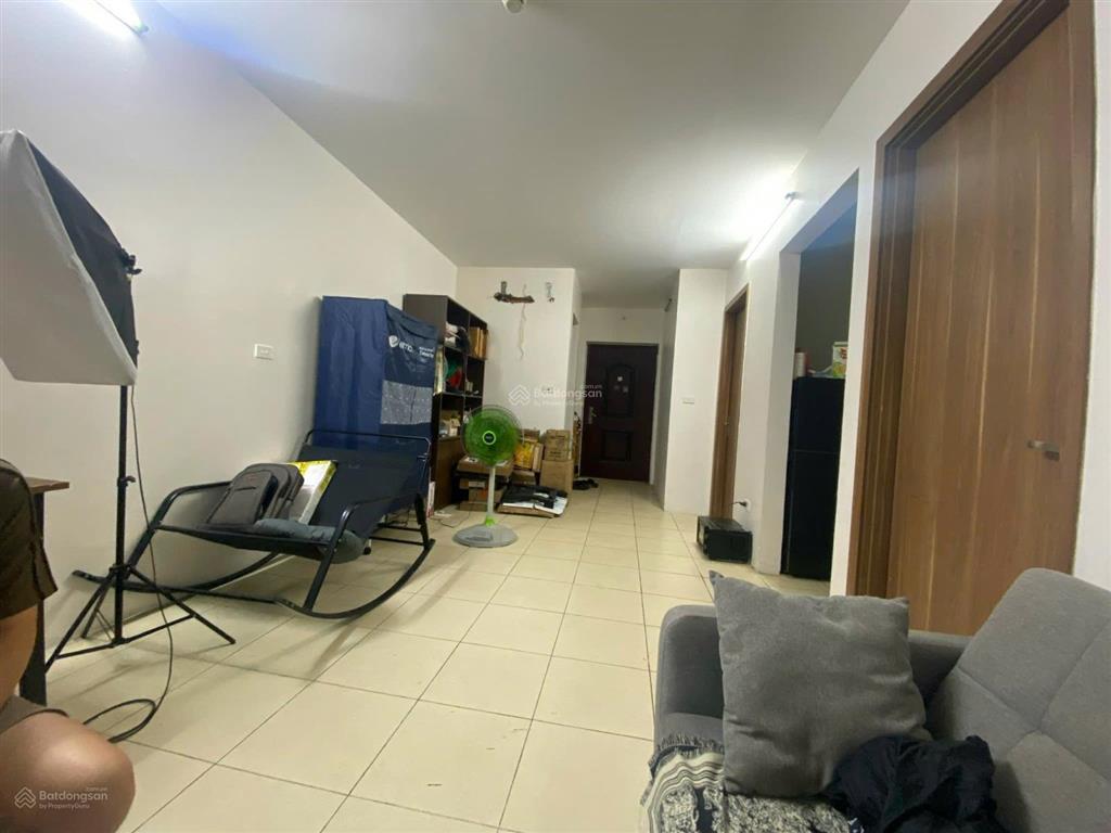 Cho thuê cc 699 trương định, tòa nhà thương mại 10 tầng 11 triệu/tháng, 115m2, 4pn, 2wc