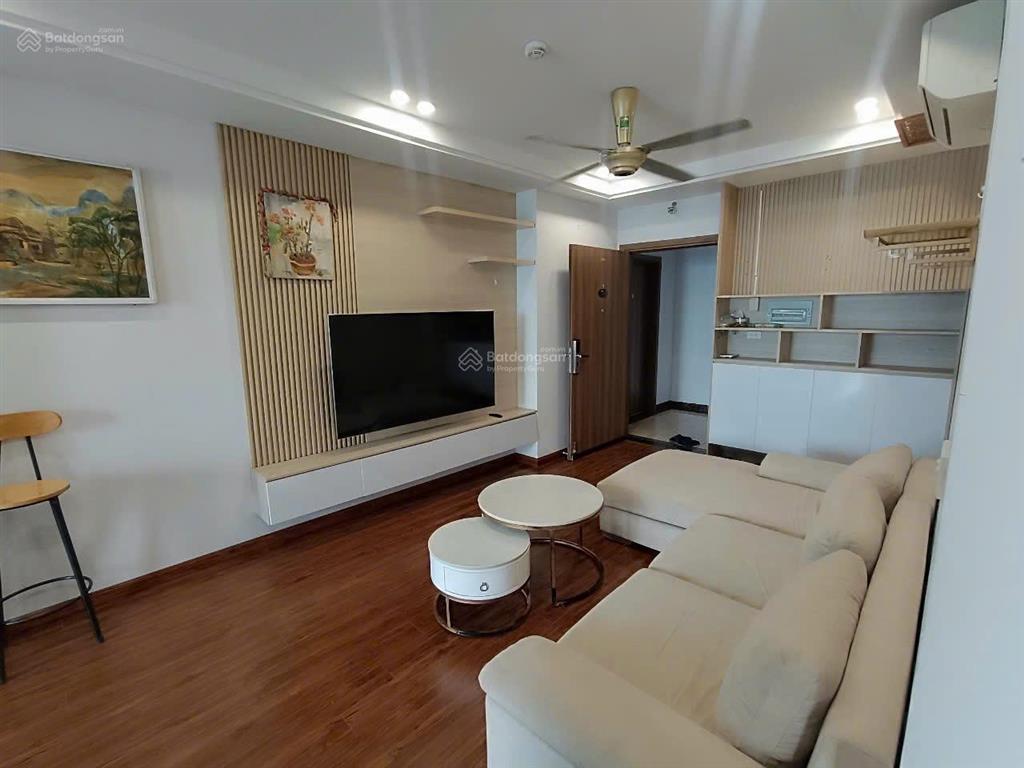 Cho thuê cc sky central, 176 định công 12 triệu vnd, 70m2, 2pn, 2wc tại hoàng mai, hà nội