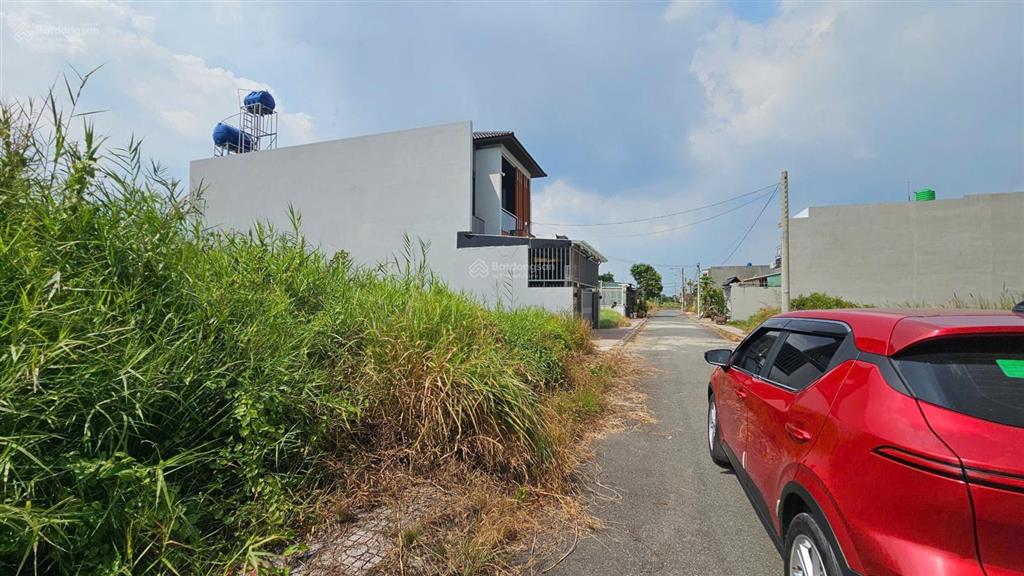 Bán nhanh lô đất thổ cư 116m2, đường nhựa, cần đước, cách ql 50 chỉ 100m, sổ sẵn, chỉ 1 tỷ