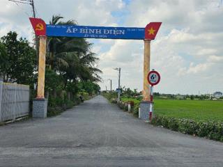 Bán gấp lô mặt tiền thổ cư, nền cao sẵn, vào xây cất ngay, khu dân cư hiện hữu, giá chỉ 500tr