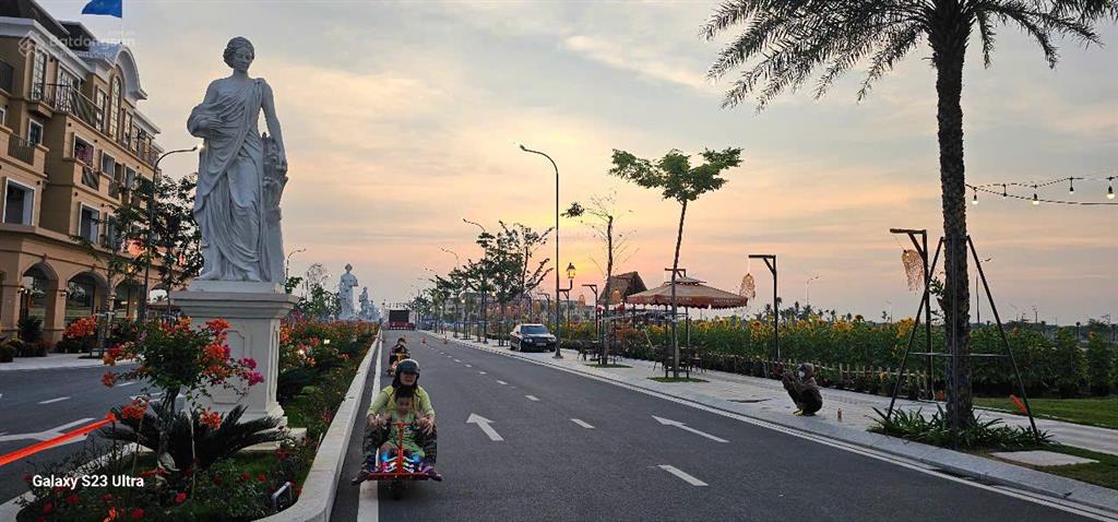 Bán gấp lô đất garden riverside thủ thừa, bên cạnh kcn, mặt tiền nhựa, giá hơn 1 tỷ