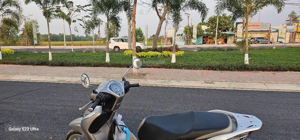 Bán gấp lô đất garden riverside thủ thừa, bên cạnh kcn, mặt tiền nhựa, giá hơn 1 tỷ