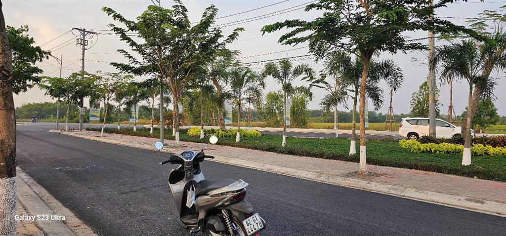 Bán gấp lô đất garden riverside thủ thừa, bên cạnh kcn, mặt tiền nhựa, giá hơn 1 tỷ