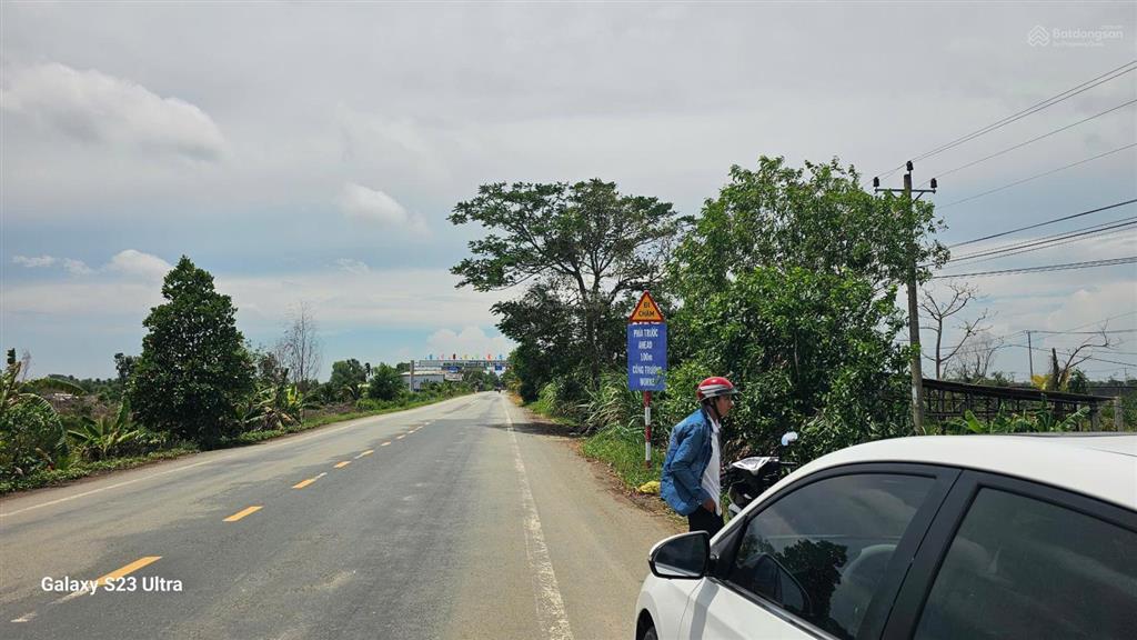 Bán nhanh hàng hiếm mặt tiền đường nhựa khu cn thủ thừa, vị trí đẹp, thuận tiện kinh doanh, đầu tư