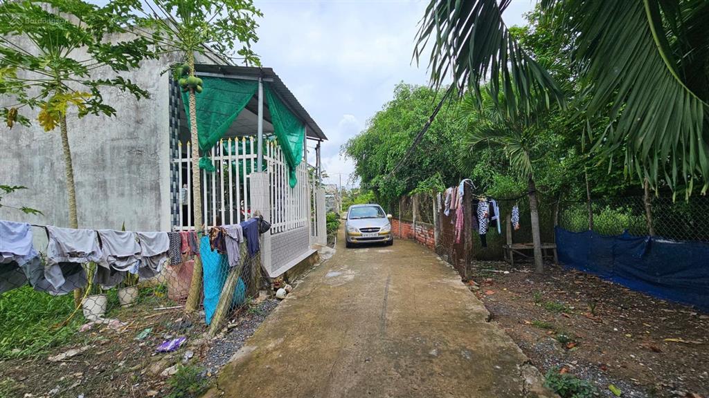 Bán nhanh đất thổ cư bến lức, nền cao ráo, đường bê tông rộng, khu dân cư hiện hữu, sổ sẵn, giá tốt