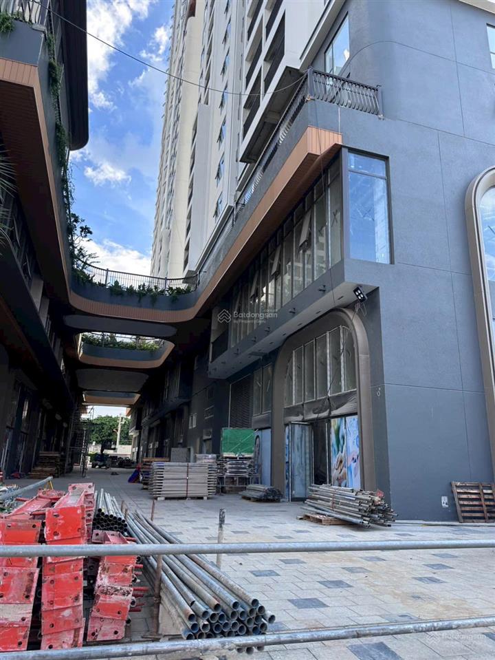 Shophouse green skyline dĩ an  132m2, 2 tầng, giá 7,8 tỷ