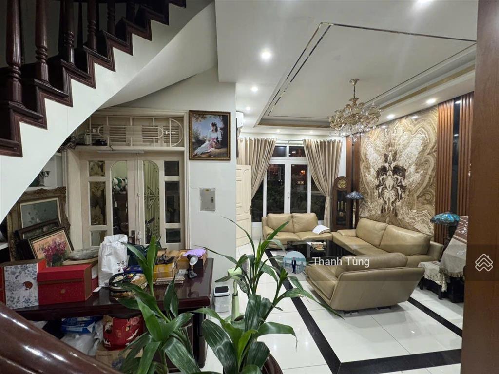 Căn góc siêu hiếm hồ ba mẫu giá tốt mt hoa hậu 6,6m ngõ gần 3m cách ô tô tránh 30m sát mp