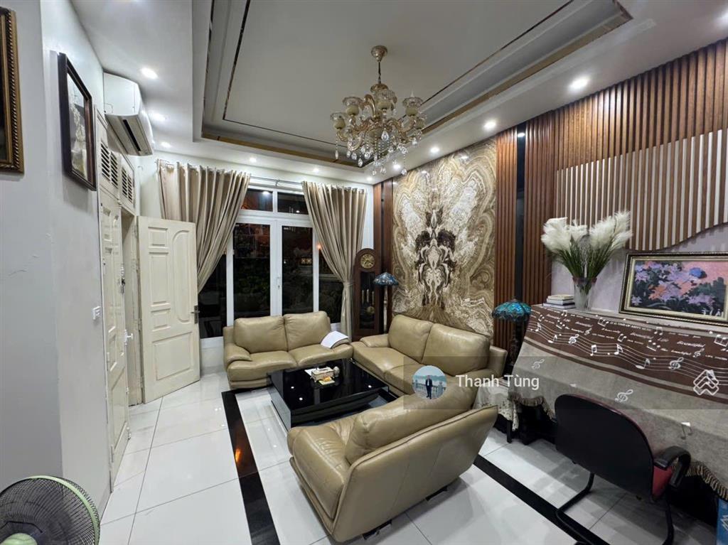 Căn góc siêu hiếm hồ ba mẫu giá tốt mt hoa hậu 6,6m ngõ gần 3m cách ô tô tránh 30m sát mp