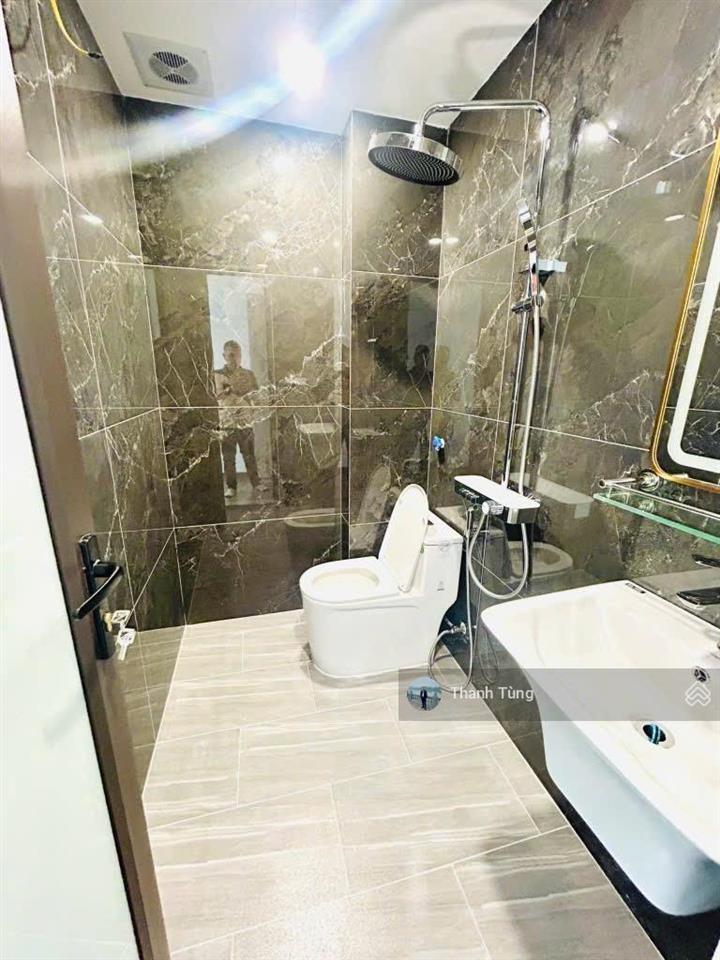 Nhà 5,5t thang máy vị trí đẹp sát mp khu p/lô nguyễn an ninh hai thoáng ngõ 2,5m vừa ở vừa kd tốt
