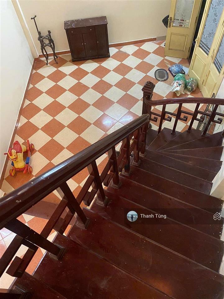 Căn góc 5t vị trí đẹp sát mp trong ngõ hào nam dt 50m mt 3,21m nở hậu hai mặt thoáng ngõ thông 3m