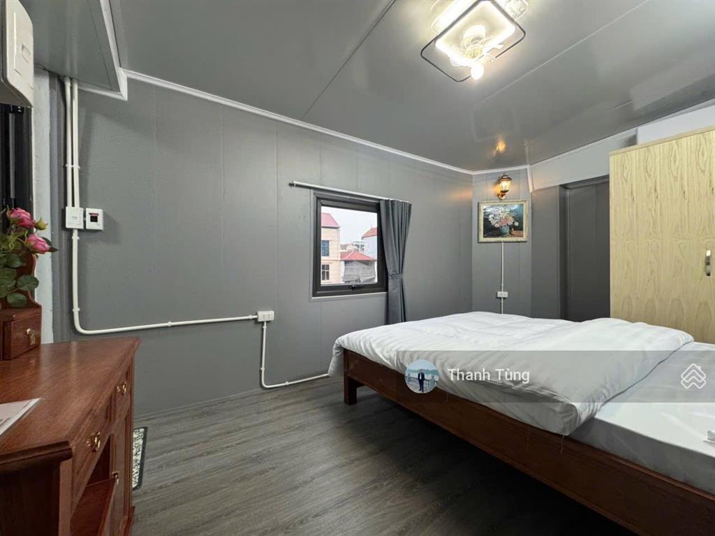 Số 68 đoàn thị điểm  văn miếu full nội thất nhập khẩu xin sò view ban công triệu đô