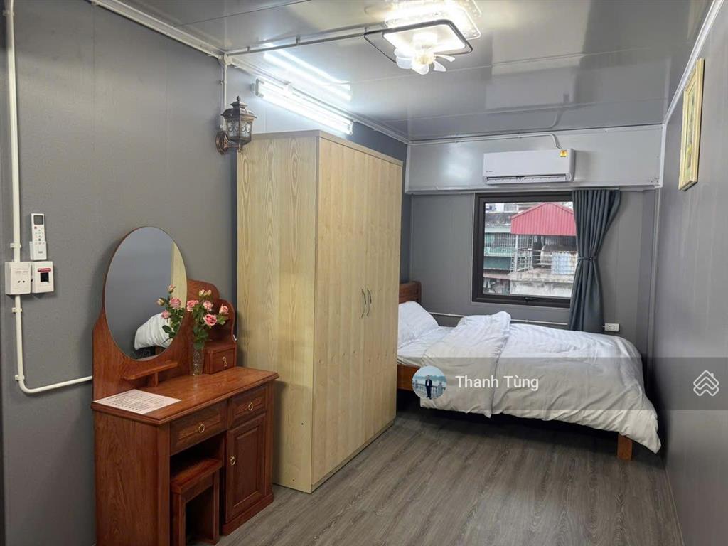 Số 68 đoàn thị điểm  văn miếu full nội thất nhập khẩu xin sò view ban công triệu đô