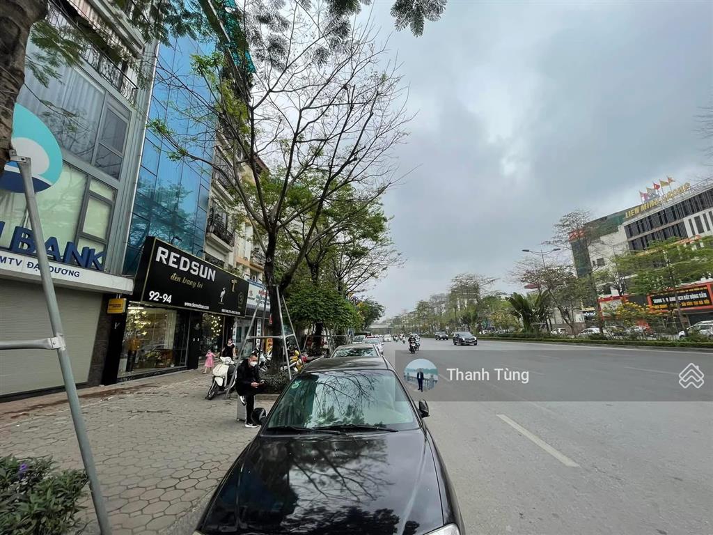 Nhà 4,5t vị trí đẹp mp trần khát chân hai mặt thoáng vỉa hè 6m kinh doanh sầm uất ko vướng cầu