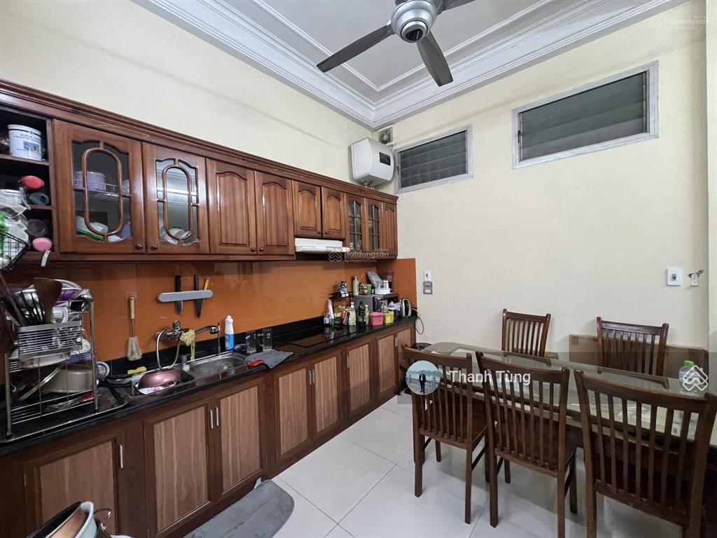 Căn góc vị trí đẹp mp trung phụng  xã đàn vỉa hè rộng đường oto tránh nhau kd sầm uất ngày đêm