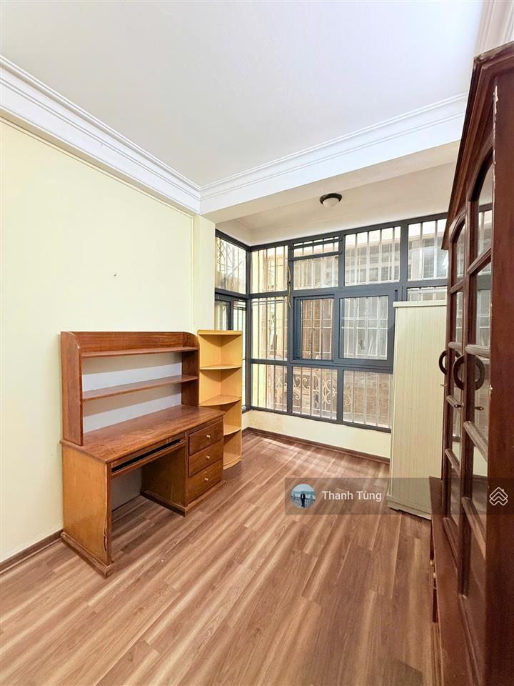 Nhà 5t khu p/lô víp lê thanh nghịbách khoa ngõ 3m vị trí đẹp nhà cách oto tránh nhau có mấy bước