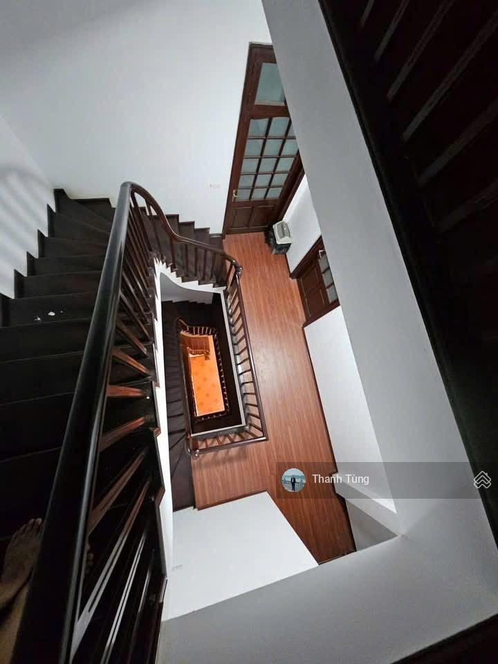 Siêu phẩm p/lô hoàng cầu  nguyễn phúc lai vỉa hè oto tránh dt 85m mt bề thế 7,6m giá 34,8 tỷ