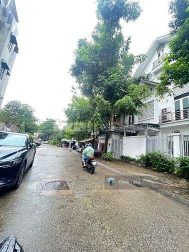 Biệt thự đẹp kd tốt khu p/lô trần đại nghĩa  bách khoa oto tránh vỉa hè rộng phù hợp làm vp, cty.
