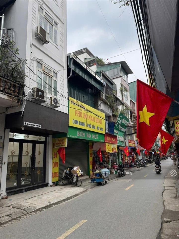 Giá rẻ 2,5tr/tháng phòng đẹp nội thất xịn mặt phố khương trung ô tô đỗ sạch sẽ văn minh