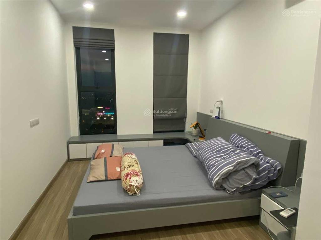 Chính chủ bán căn chung cư anland 1 mẫu 2pn 1vs, giá 4,8 tỷ full đồ có sổ đỏ.  0967 506 ***