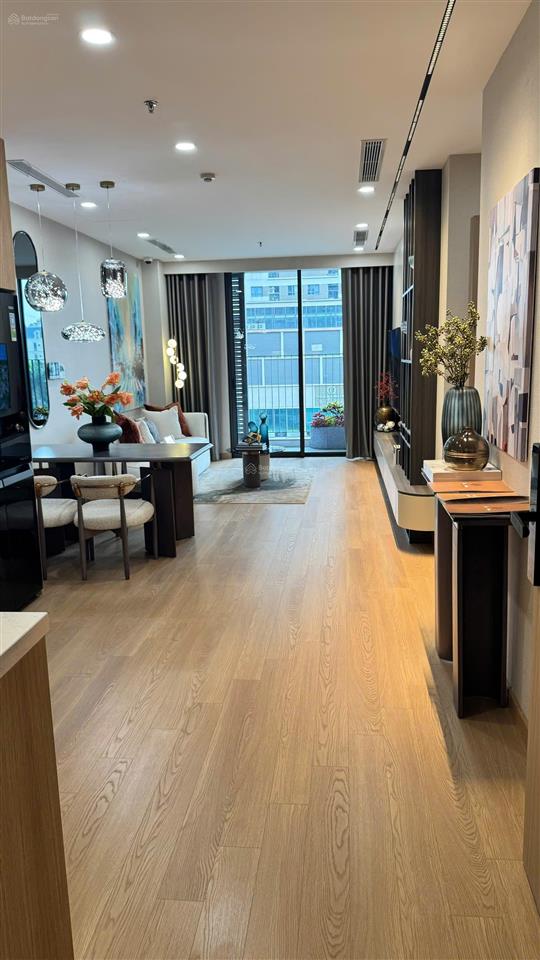 Bán căn hộ the charm an hưng 72m2 hướng đb mẫu 2pn 2vs giá 6,1 tỷ.  0967 506 ***