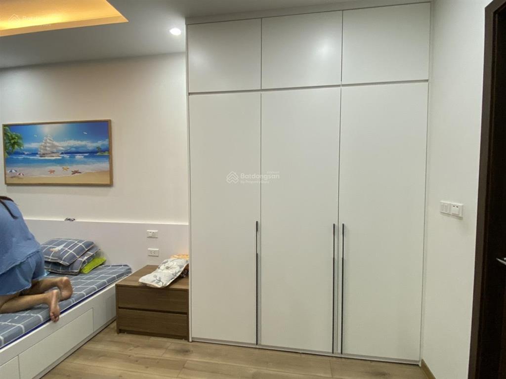 Cho thuê căn 54m2 chung cư the charm an hưng giá 10 triệu, ở ngay, có slot ô tô, miễn phí dv 1 năm