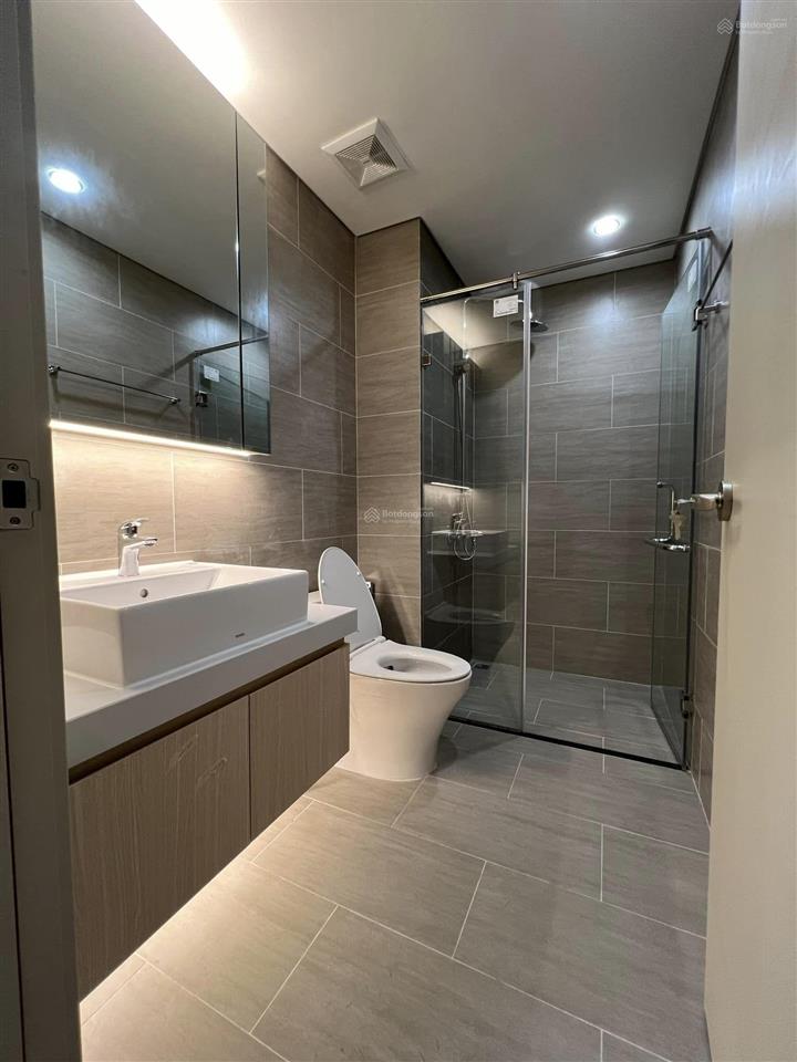 Cho thuê chung cư hpc landmark 105 2pn 2vs giá 11 triệu nhà mới đẹp, ở ngay  0911 460 ***