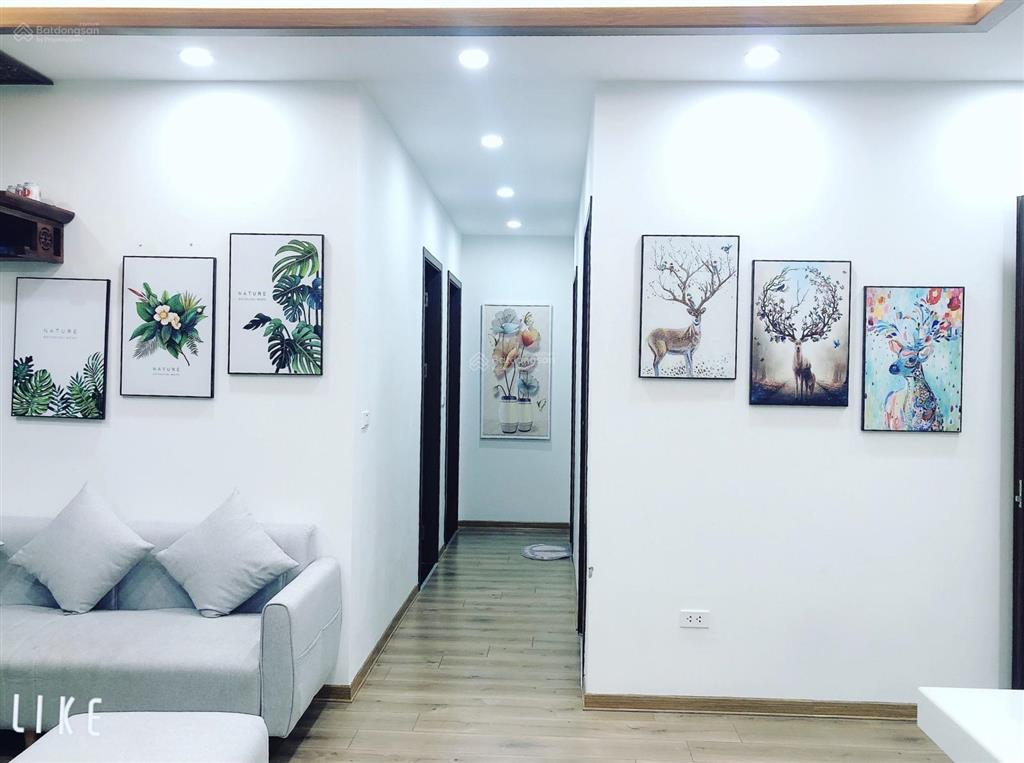 Chính chủ gửi bán căn hộ the charm an hưng 72m2 mẫu 2pn 2vs view thoáng mát sẵn sổ  0967 506 ***