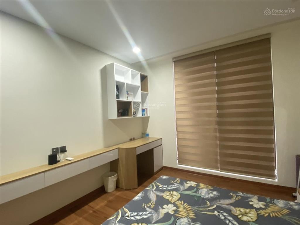 Chính chủ gửi bán căn góc 100m2 3pn 2vs bc đông nam giá 6,2 tỷ bao phí, sẵn sổ  o967506216