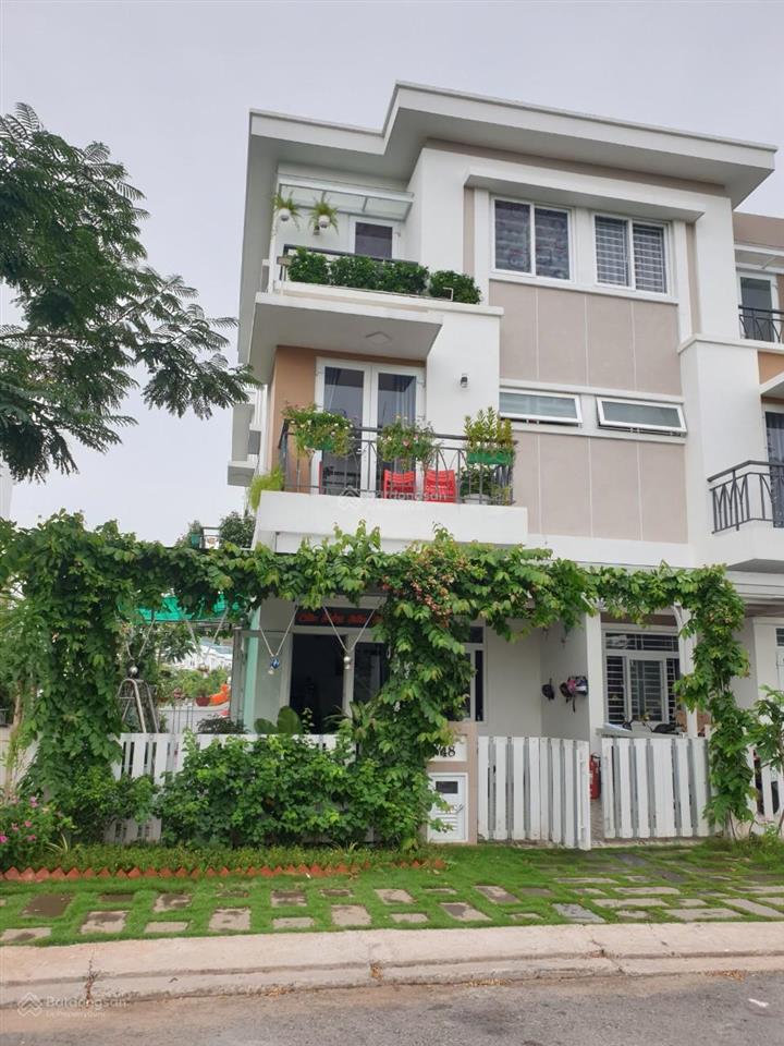 Cần tiền bán gấp biệt thự 7x15, lovera park. gía 8,8tỷ có thương lượng