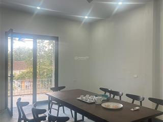 Nhà mặt đường 295 cũ, cách cổng chùa phật tích 300m