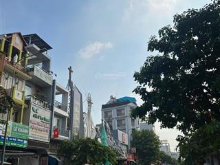 Bán nhà mặt tiền đường độc lập  tân sơn nhì. dt 8m x 30m.