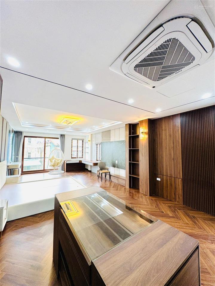 Tôi cần bán nhà 7 tầng thang máy gara oto 22 tỷ