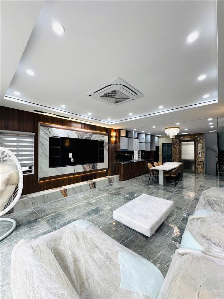 Tôi cần bán nhà 7 tầng thang máy gara oto 22 tỷ